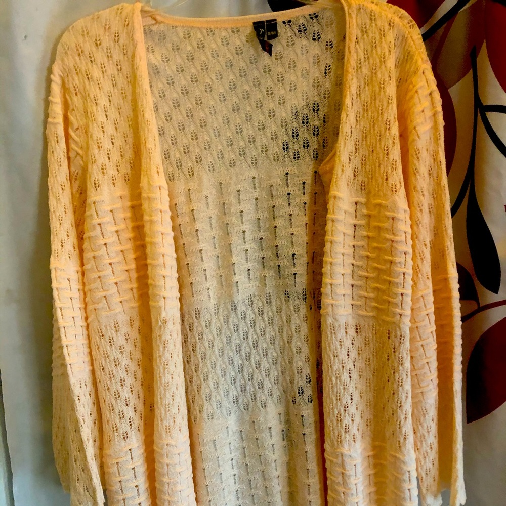 Women knit pink long sleeve S/M button up sweater